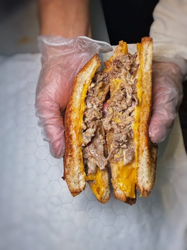 STEAK MELT