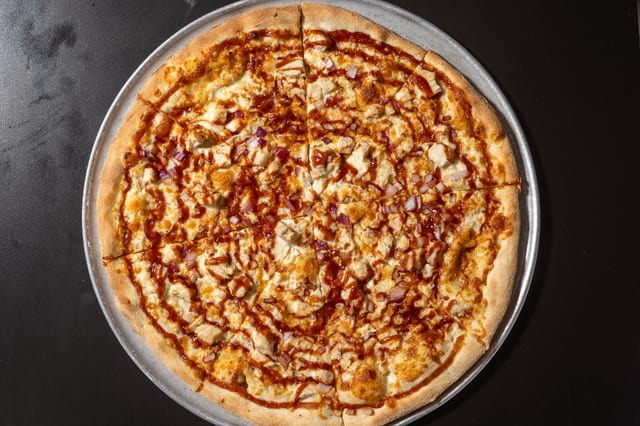 BBQ CHICKEN PIZZA