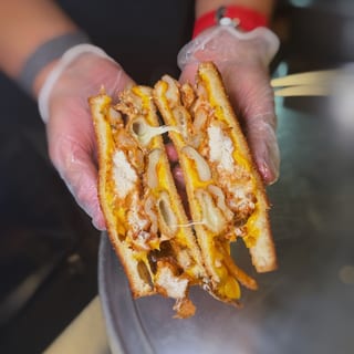 GRILLED CHEESE ANIMAL STYLE