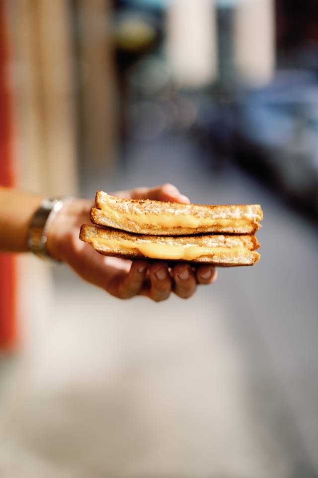 CLASSIC GRILLED CHEESE
