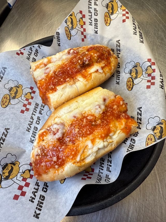 CHICKEN PARM SUB